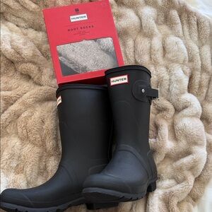 Hunter Original black Short Boot plus Socks